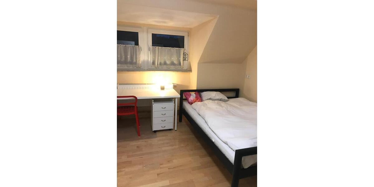 Etagenwohnung Mayen - 1 Zimmer, 25 m&sup2;, 320&euro; | Angebot:24802853