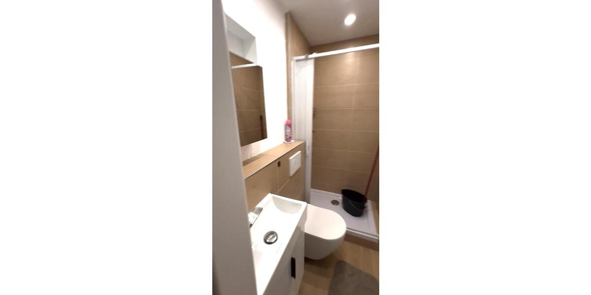 Etagenwohnung Neuwied Feldkirchen - 1 Zimmer, 28 m&sup2;, 650&euro; | Angebot:26545187