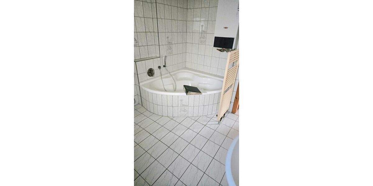 Etagenwohnung Mülheim-Kärlich Kärlich - 4 Zimmer, 136 m&sup2;, 1.225&euro; | Angebot:26024382