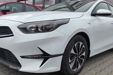 Kia ceed / Ceed 3.990 km 19.990 &euro; Polch 56751