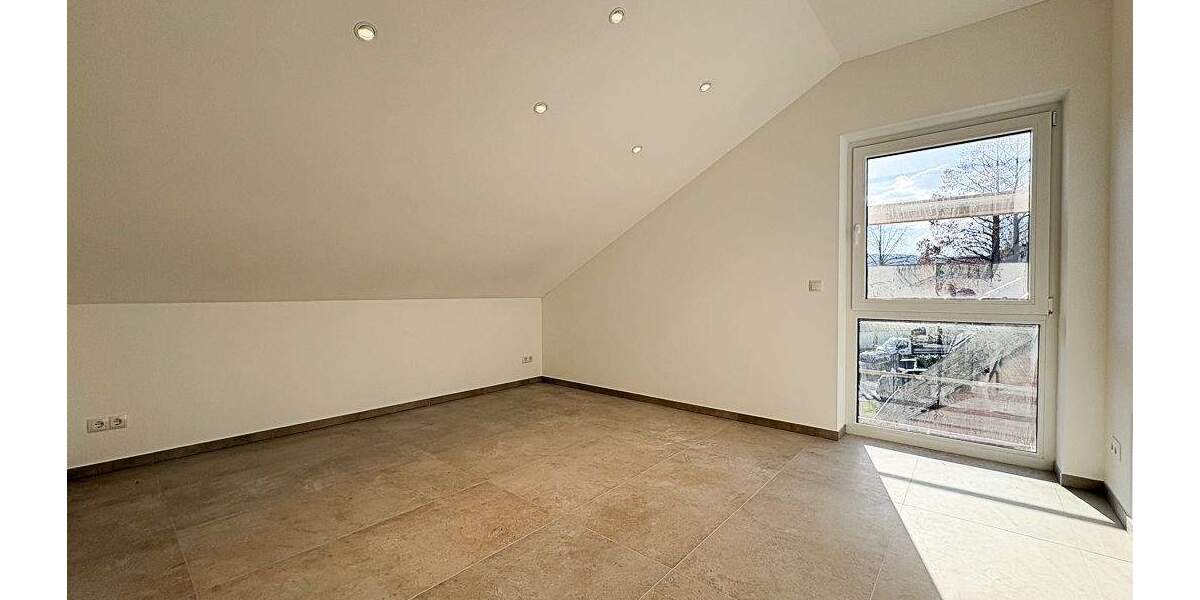 Etagenwohnung Bad Neuenahr-Ahrweiler Ahrweiler - 3 Zimmer, 91 m&sup2;, 1.150&euro; | Angebot:25695607