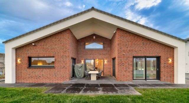 Bungalow Volkesfeld - 4 Zimmer, 145 m&sup2;, 429.900&euro; | Angebot:25683351