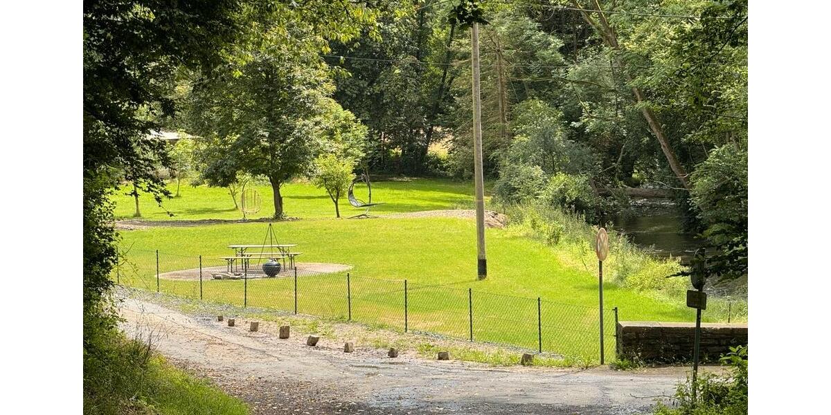 Mehrfamilienhaus, Wohnhaus Neustadt (Wied) Hombach - 7 Zimmer, 145 m&sup2;, 160.000&euro; | Angebot:25765596