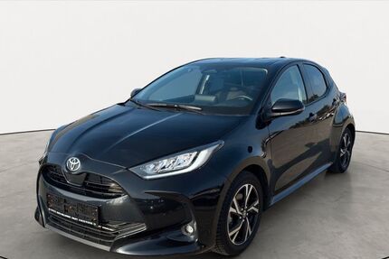 Toyota Yaris 12.300 km 22.690 &euro; Kruft 56642