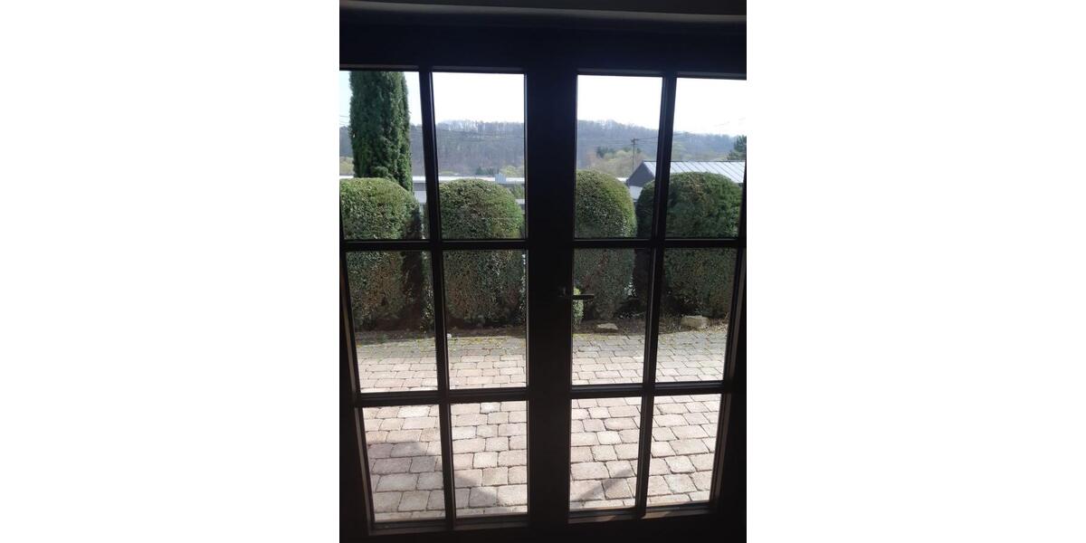 Renovierte & Energetisch modernisierte , helle & freundliche 2-Zimmer-EG-Wohnung zentral in Raubach zu vermieten! - 2- Raubach | Angebot:24576305