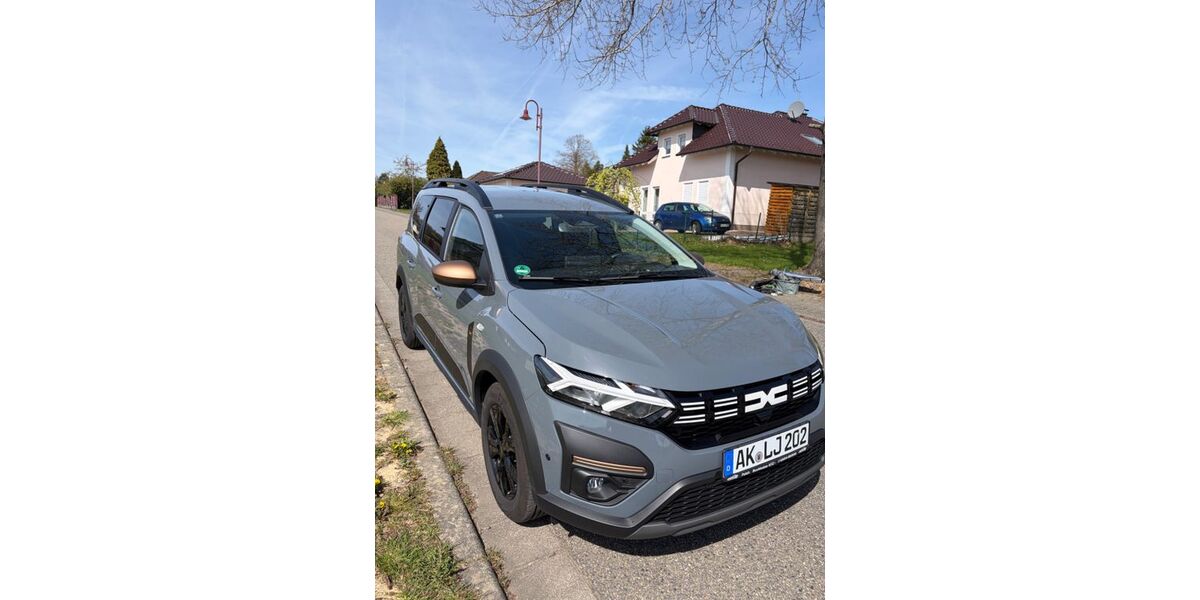 Dacia Jogger 8.200 km 21.490 &euro; Flammersfeld 57632