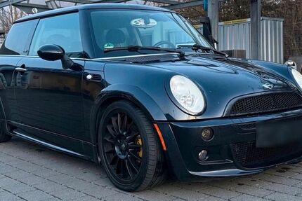 Mini Cooper 255.000 km 2.250 &euro; Niederelbert 56412