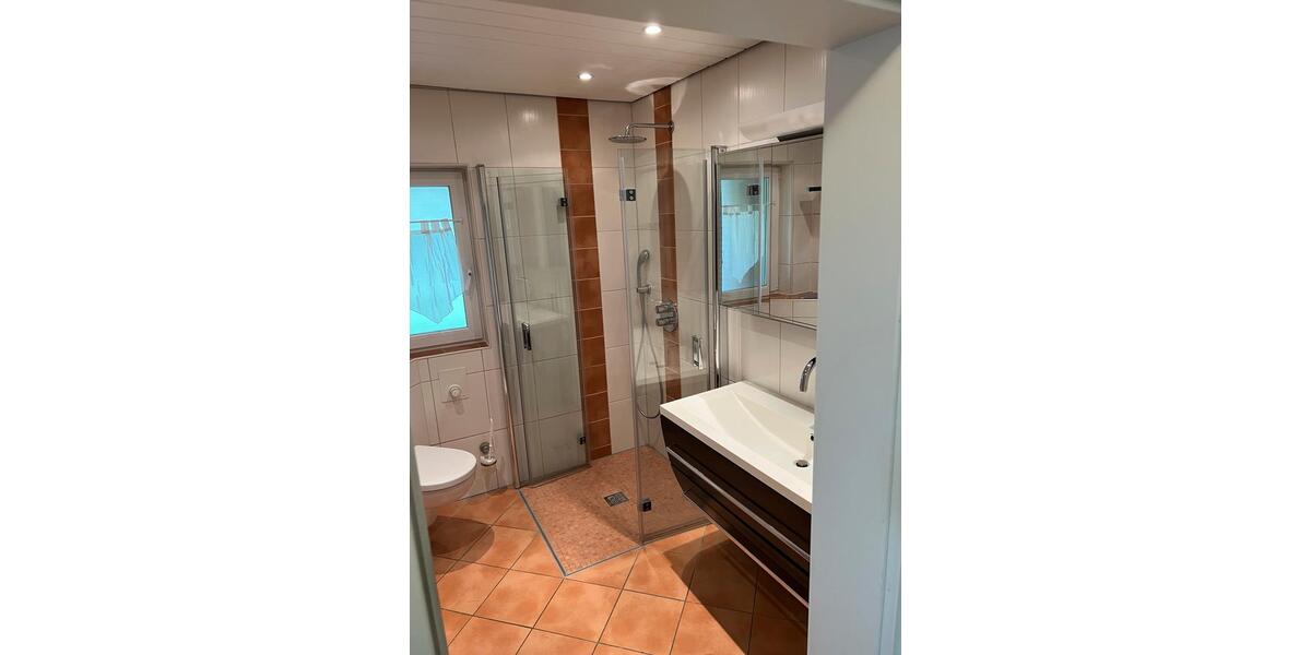 Erdgeschoßwohnung Urmitz - 2 Zimmer, 86 m&sup2;, 1.200&euro; | Angebot:25842192