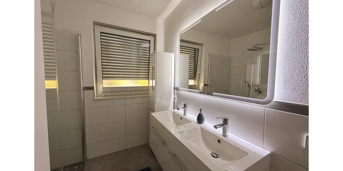 Einfamilienhaus Neuwied Block - 8 Zimmer, 234 m&sup2;, 735.000&euro; | Angebot:25873394