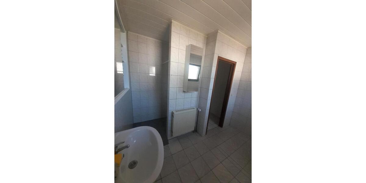 Hochparterre Flammersfeld - 2 Zimmer, 1.025&euro; | Angebot:23428839