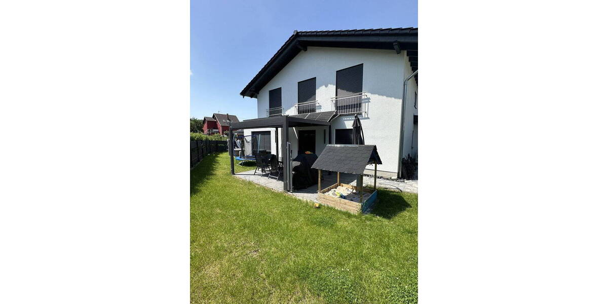 Einfamilienhaus Sankt Katharinen (Landkreis Neuwied) - 7 Zimmer, 180 m&sup2;, 2.400&euro; | Angebot:26806002