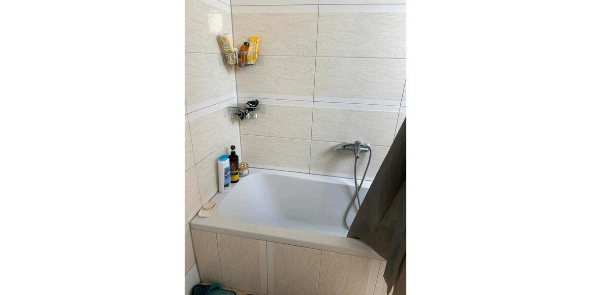 Dachgeschoßwohnung Koblenz Bubenheim - 3 Zimmer, 93 m&sup2;, 1.250&euro; | Angebot:26427712
