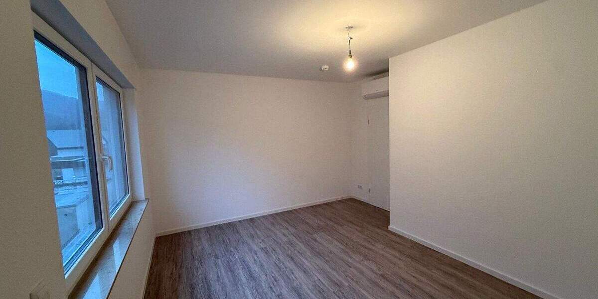 Etagenwohnung Andernach-Namedy Namedy - 3 Zimmer, 101 m&sup2;, 1.567&euro; | Angebot:25835101