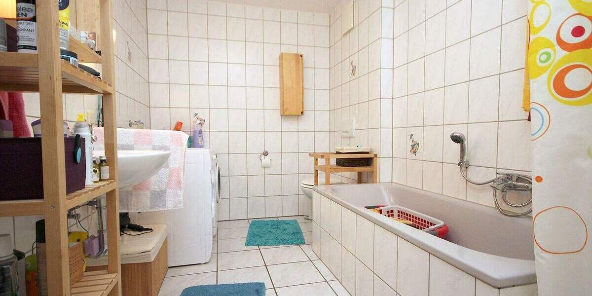 Etagenwohnung Mayen - 5 Zimmer, 105 m&sup2;, 680&euro; | Angebot:25865576