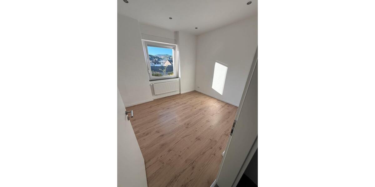 Etagenwohnung Mayen - 3 Zimmer, 85 m&sup2;, 1.290&euro; | Angebot:27548493
