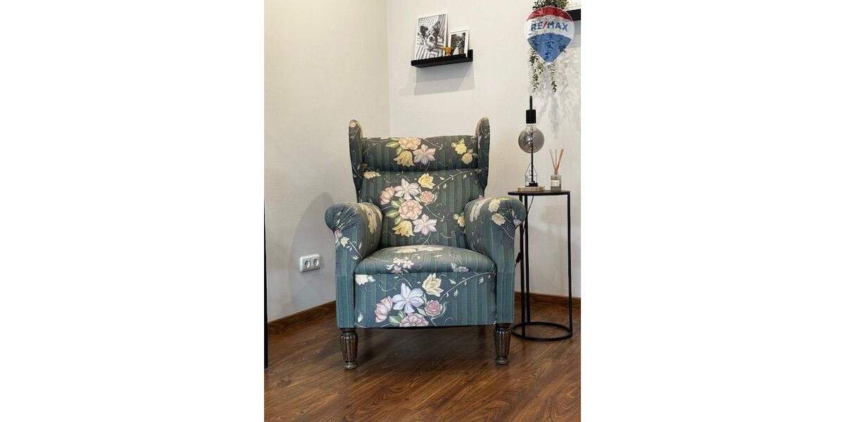 Einfamilienhaus Höhr-Grenzhausen Grenzhausen - 9 Zimmer, 225 m&sup2;, 459.000&euro; | Angebot:25664423