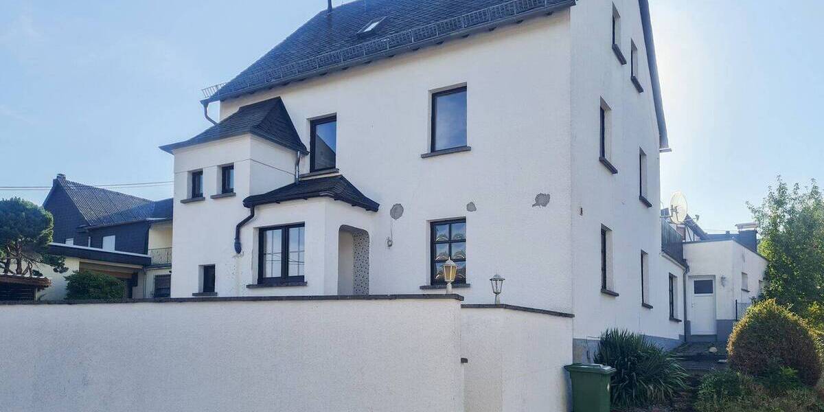 Einfamilienhaus Rüscheid - 8 Zimmer, 200 m&sup2;, 295.000&euro; | Angebot:25691878