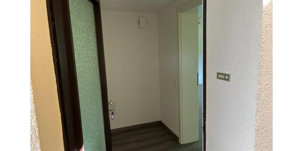 Etagenwohnung Plaidt - 1 Zimmer, 32 m&sup2;, 350&euro; | Angebot:25923783