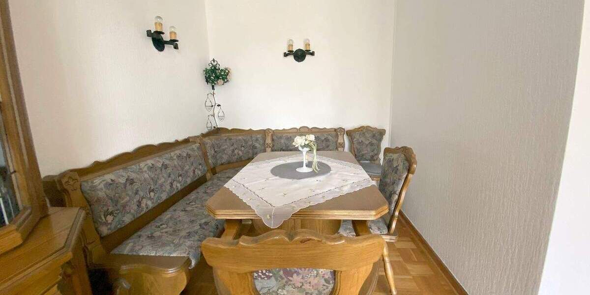 Etagenwohnung Neuwied - 2 Zimmer, 51 m&sup2;, 110.000&euro; | Angebot:25702340