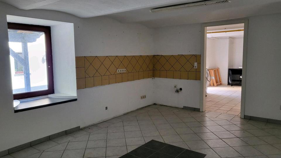 Etagenwohnung Breitscheid - 350&euro; | Angebot:26424476