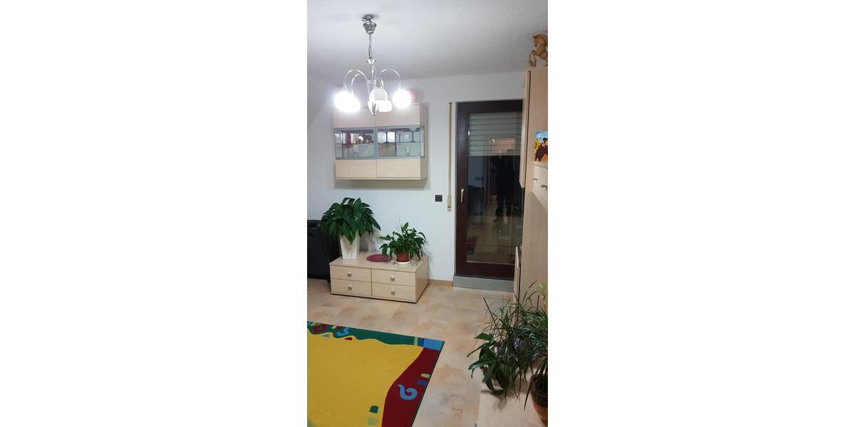 Dachgeschoßwohnung Rengsdorf - 3 Zimmer, 120 m&sup2;, 260.000&euro; | Angebot:22434108