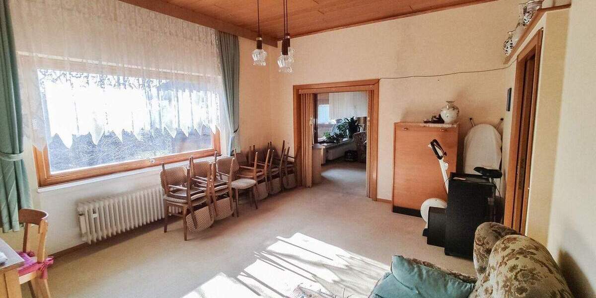 Mehrfamilienhaus, Wohnhaus Freirachdorf - 1 Zimmer, 317 m&sup2;, 329.000&euro; | Angebot:25691934