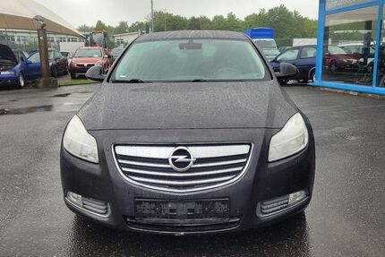 Opel Insignia 219.737 km 2.990 &euro; Vettelschoss 53560