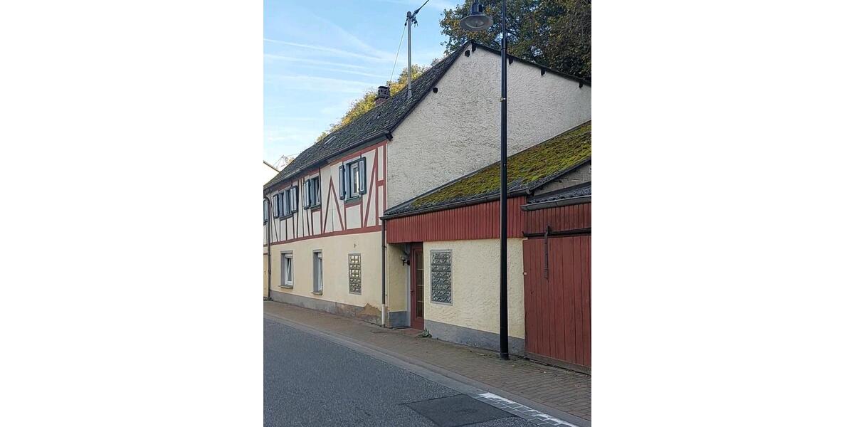 Einfamilienhaus Neuwied - 5 Zimmer, 120 m&sup2;, 149.000&euro; | Angebot:25417899