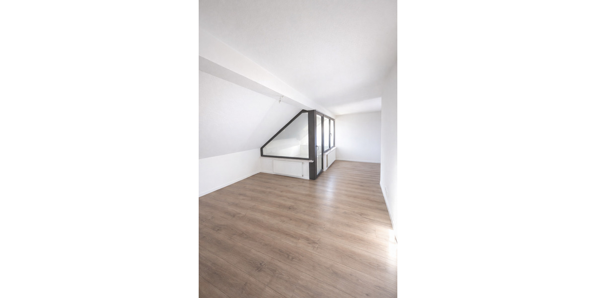 Dachgeschoßwohnung Eitelborn - 3 Zimmer, 95 m&sup2;, 850&euro; | Angebot:25282109