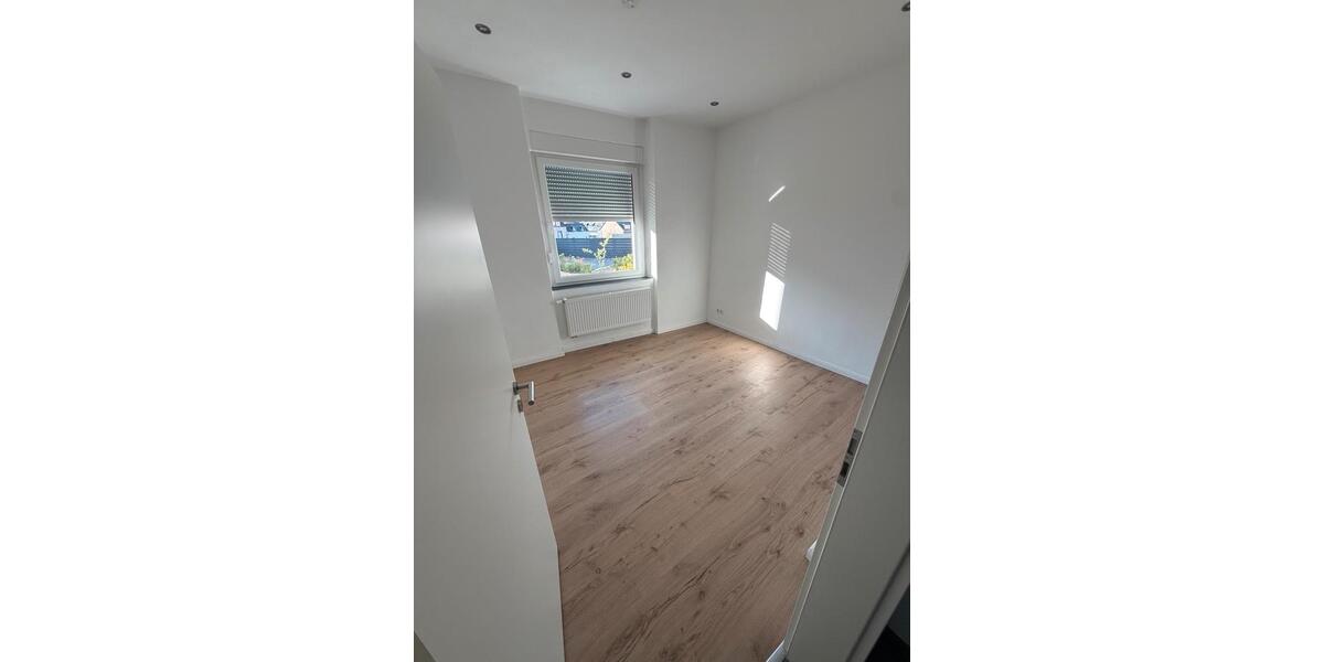 Etagenwohnung Mayen - 3 Zimmer, 85 m&sup2;, 1.290&euro; | Angebot:27548493