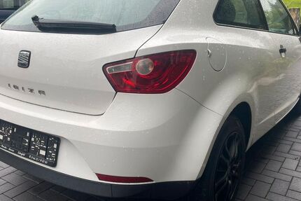 Seat Ibiza 140.000 km 3.300 &euro; Remagen 53424