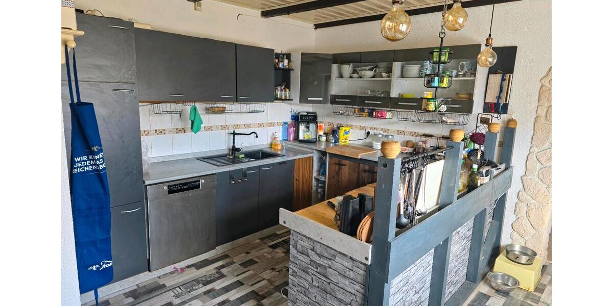 Etagenwohnung Puderbach - 5 Zimmer, 160 m&sup2;, 1.750&euro; | Angebot:26019680