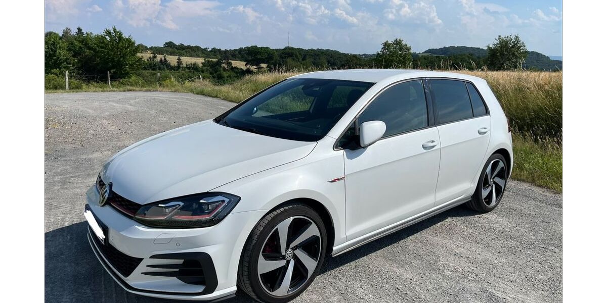 VW Golf 126.706 km 17.499 &euro; Vettelschoß 53560