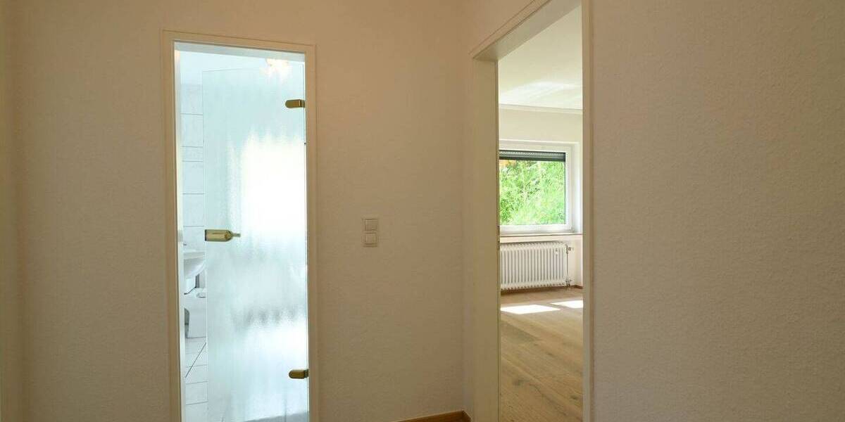 Einfamilienhaus Lahnstein Lahnstein auf der Höhe - 4 Zimmer, 135 m&sup2;, 1.350&euro; | Angebot:26544097
