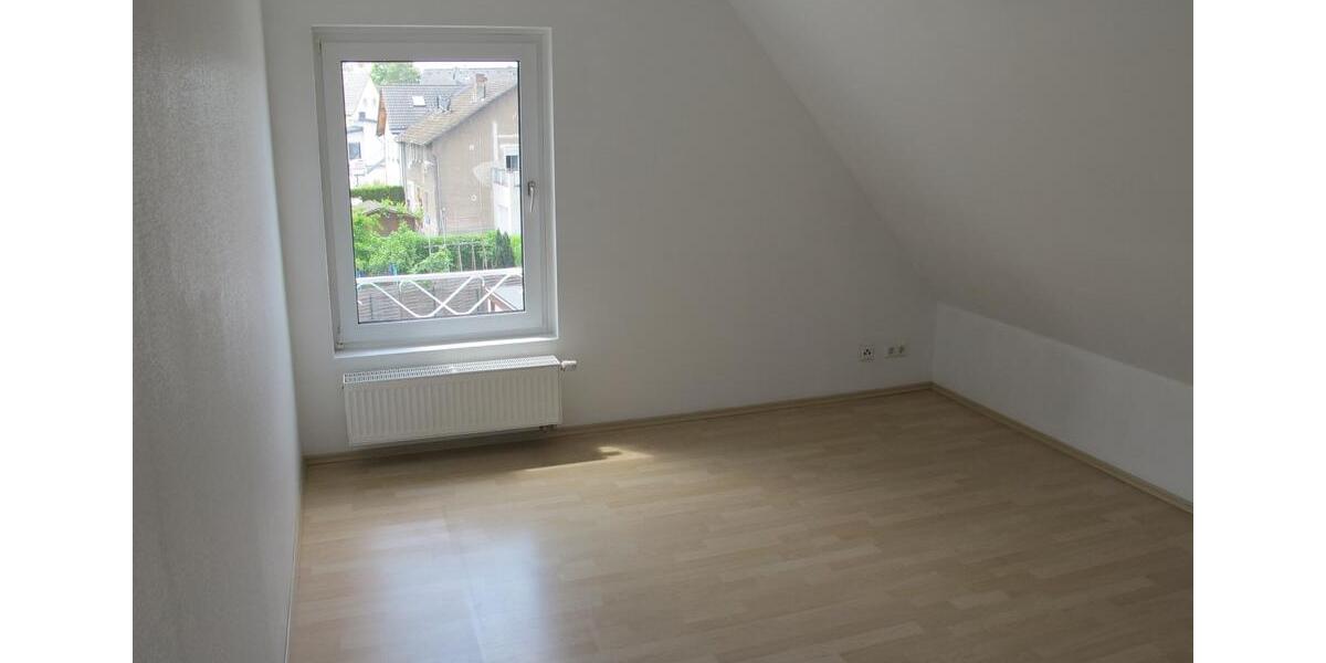 Dachgeschoßwohnung Bendorf - 5 Zimmer, 99 m&sup2;, 900&euro; | Angebot:26604288