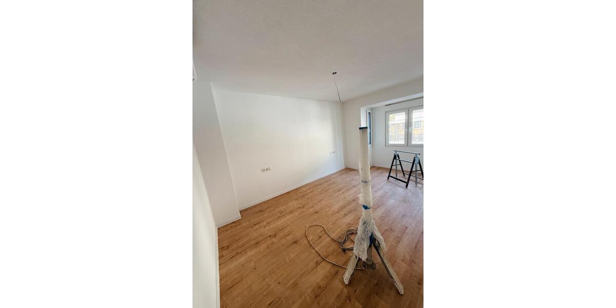 Dachgeschoßwohnung Vallendar - 4 Zimmer, 100 m&sup2;, 1.500&euro; | Angebot:25396427