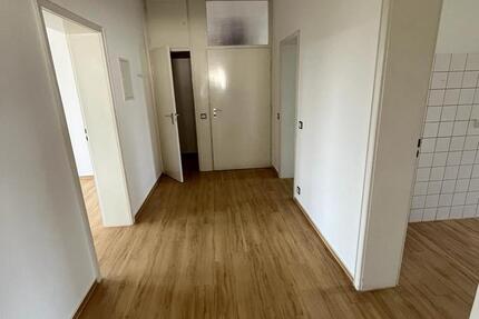 Wohnung Neuwied - 3 Zimmer, 88 m&sup2;, 704&euro; | Angebot:25886791