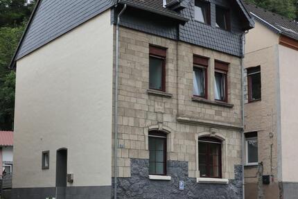 Haus Brohl-Lützing Lützing - 295.000&euro; | Angebot:25393673