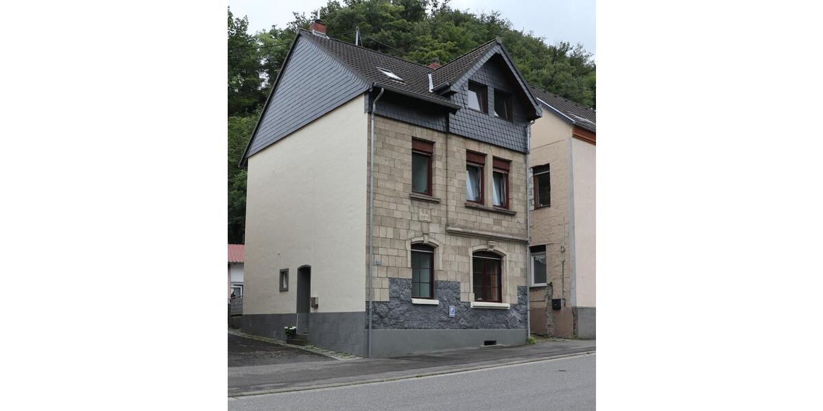 Mehrfamilienhaus, Wohnhaus Brohl-Lützing Lützing - 295.000&euro; | Angebot:25393673