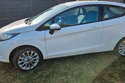 Ford Fiesta 181.000 km 2.550 &euro; Plaidt 56637