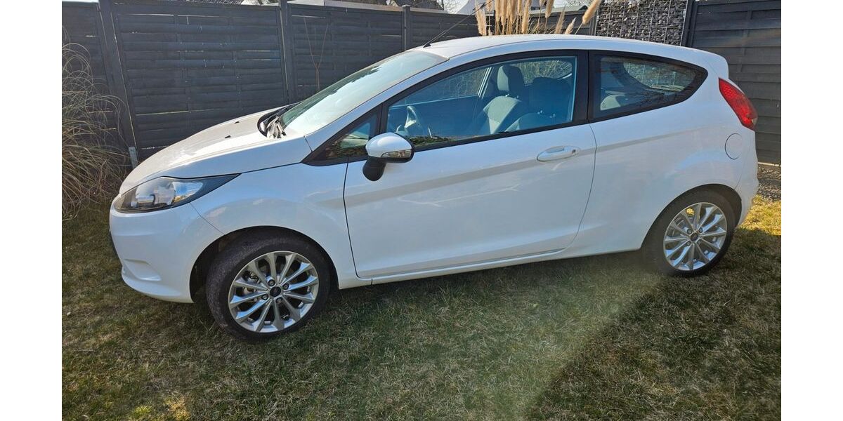 Ford Fiesta 181.000 km 2.550 &euro; Plaidt 56637