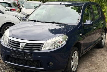 Dacia Sandero 144.000 km 2.999 &euro; Bad Breisig 53498