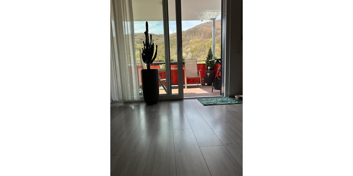 Etagenwohnung Waldbreitbach - 3 Zimmer, 100 m&sup2;, 950&euro; | Angebot:25712119