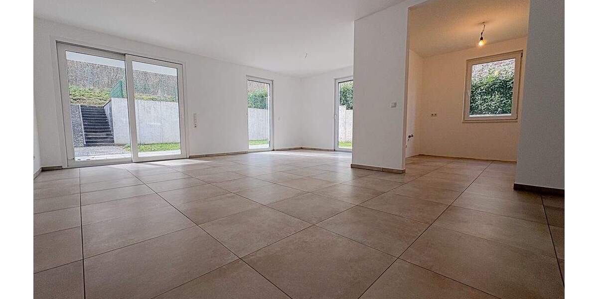 Terrassenwohnung Sinzig Westum - 3 Zimmer, 100 m&sup2;, 1.200&euro; | Angebot:25695614