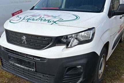 Peugeot Partner 102.000 km 6.950 &euro; Ochtendung 56299