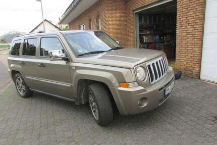 Jeep Patriot 217.000 km 5.450 &euro; Spay 56322