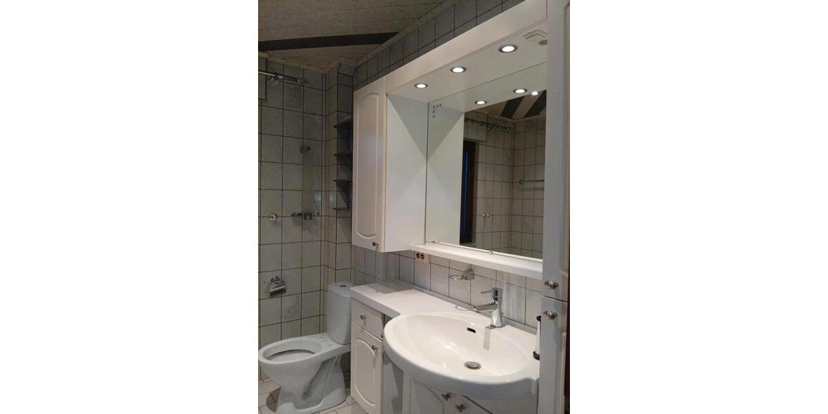 Dachgeschoßwohnung Bendorf - 3 Zimmer, 75 m&sup2;, 850&euro; | Angebot:25811146