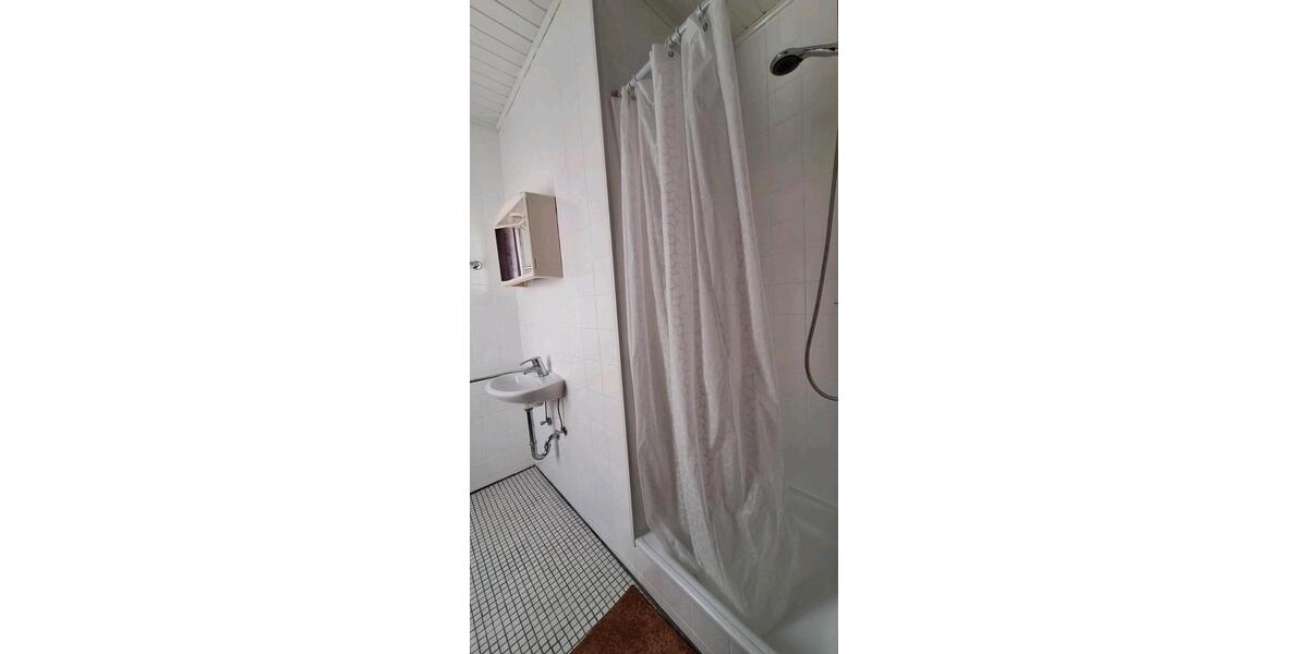 Etagenwohnung Steimel - 1 Zimmer, 20 m&sup2;, 295&euro; | Angebot:25893796