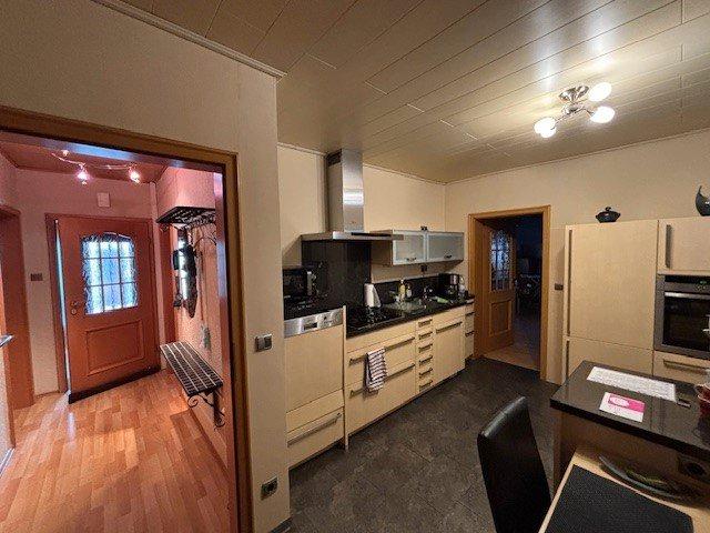 Mehrfamilienhaus, Wohnhaus Neuwied - 12 Zimmer, 189 m&sup2;, 1.950&euro; | Angebot:26583312