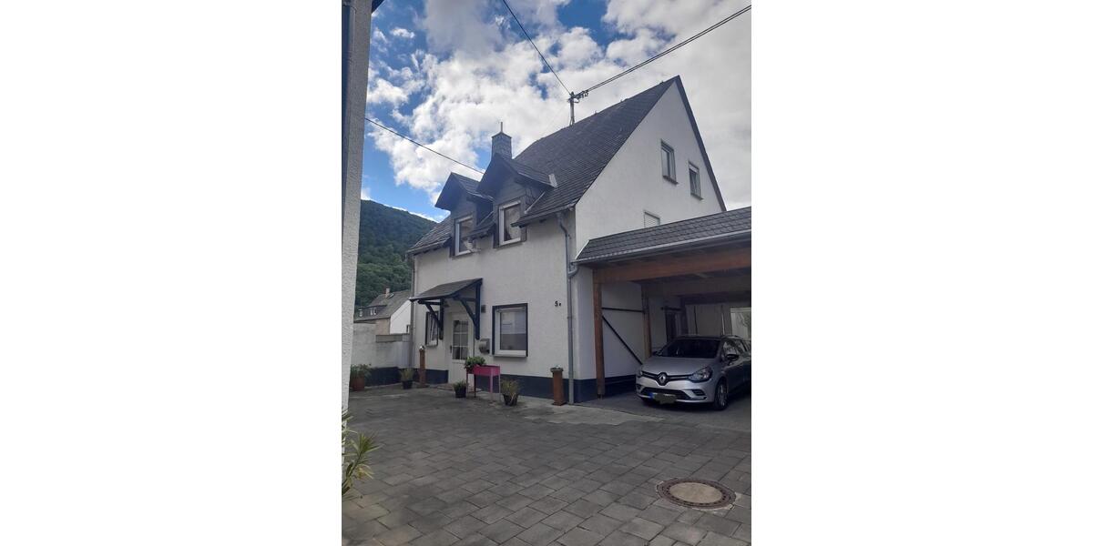 Einfamilienhaus Winningen - 5 Zimmer, 160 m&sup2;, 1.700&euro; | Angebot:26563087